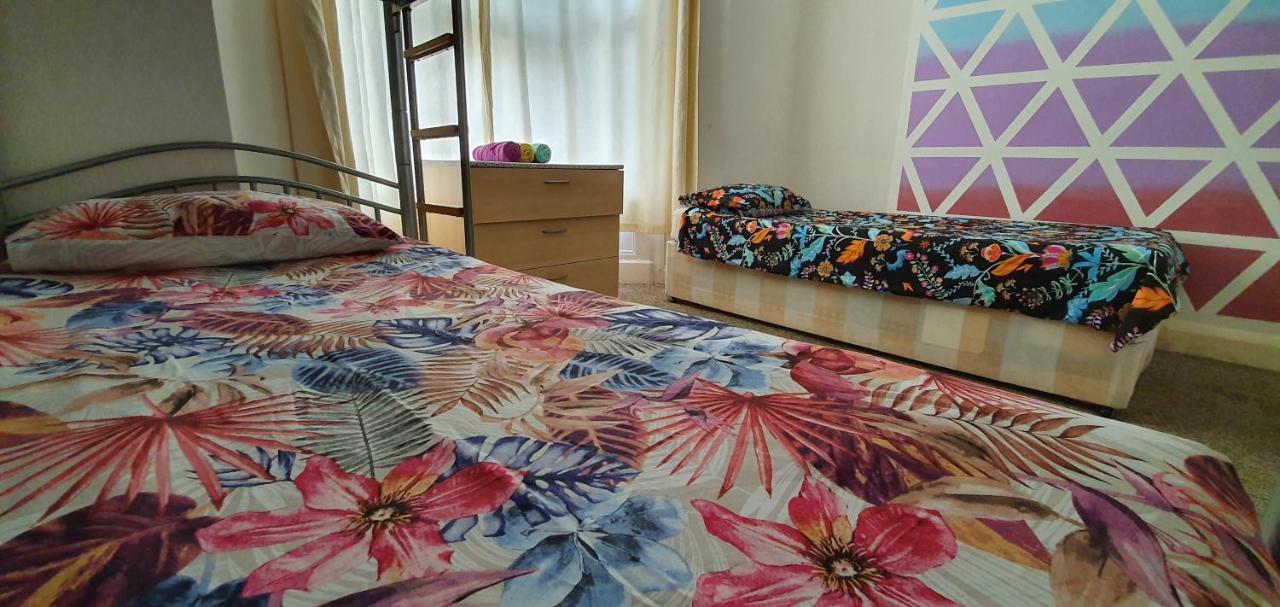 Casa Mirian London Apartment Екстериор снимка